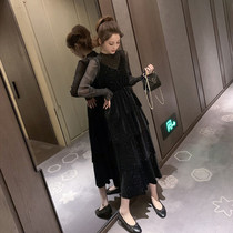 Small fragrant style women 2021 new foreign style base shirt thin velvet cake skirt two-piece skirt autumn and winter