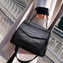 Boomer ladies bag bag 2021 new European and American fashion crocodile print 100 lap single shoulder big bag woman handbag large capacity