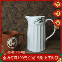 W1962 French order high temperature ceramic Christmas holiday winter green leaf standard stripe straight grain cold water jar flower