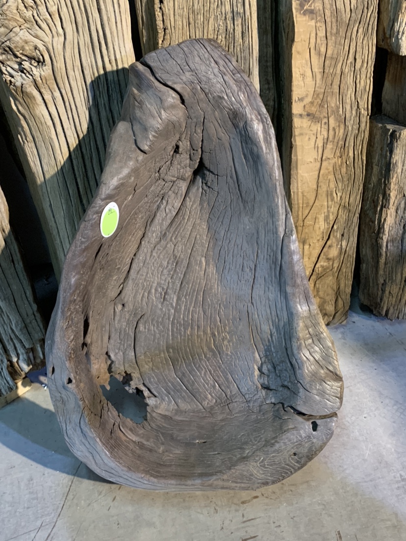 Yunnan Weathered Wood Basin Yunnan Purple Oil Wood Clear Fragrant Wood Tiger Spotted Sandalwood with shape solid wood melon and fruit basin