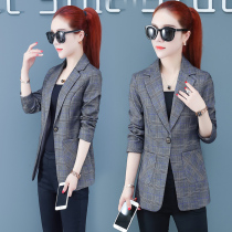 Plaid small suit women jacket 2021 Autumn New Vintage small suit Korean slim long sleeve top English style