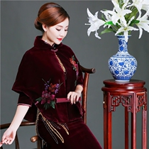 Spring autumn and winter mother Cheongsam shawl short coat Hand-painted velvet shawl Cheongsam jacket Retro Chinese style