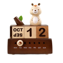 Taiwan jeancard Music box Squirrel perpetual calendar Taiwan calendar Birthday gift childrens music box solid wood