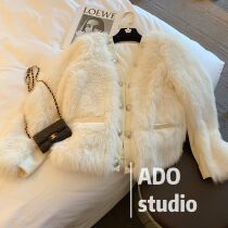 Small fragrant wind fur coat woman 2022 spring autumn new senior sense loose thickened white short jacket jacket blouse woman