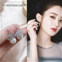 Pearl earrings female super fairy cold wind thin face earrings Korean temperament simple Joker personality pure silver Net red earrings