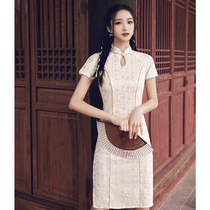 Lace cheongsam 2021 new young summer womens improved little plain retro dress champagne color