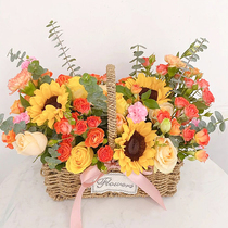  Mothers Day flowers hug bucket express Xuzhou Tongcheng rose portable flower basket Wuxi Changzhou Kunshan Huaian birthday