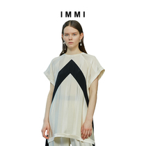 (Designer brand IMMI) Spring and summer satin acetate stitching streamer short-sleeved top 191TP034X