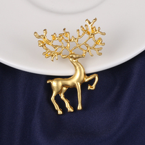 New mini butterfly buckle Korean version fashion minimalist small deer brooch male and female suit jacket Animals Chest Flowers Pins