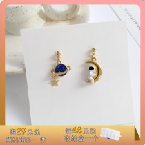 S925 Silver Needle Creative Asymmetrical Ear Nail Astronaut Stars Ball Moon Ear Pendant Short earpiece Ear Clip H701