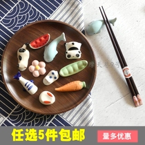 Japanese-style creative chopstick holder Chopstick holder Chopstick holder Ceramic household rack set table Chopstick pillow tableware Cute pen holder