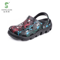 Summer hole shoes fashion non-slip soft sole couple sandals Baotou sandals outdoor height dite hole shoes