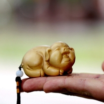 Boxwood cute pig pendant creative text play handle piece solid wood carving crafts mini Fu pig wood carving ornament