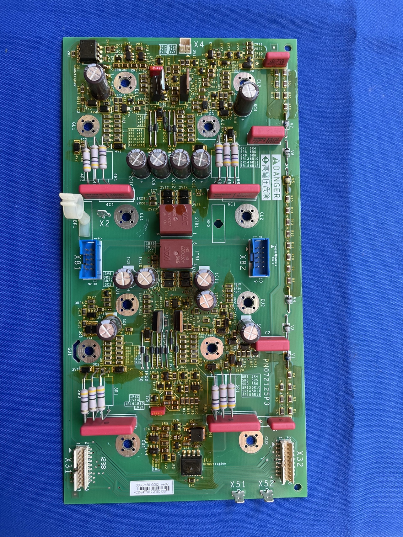 Demolition of Schneider ATV61 71 VFAC 200KW drive board VX5A1201 VX5A1202