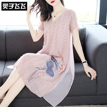 Summer new pink medium long ethnic wind Heavy work embroidery v collar loose big code cover belted minus age a word one-piece dress