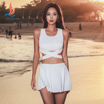 Split two-piece swimsuit women are thin and sexy Korea 2021 new fairy fan conservative small chest gathered hot spring