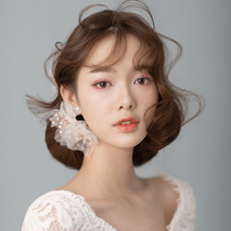 Cute bride Korean sweet fairy white silk yarn flower shape earrings Wedding dress photo photo super fairy earrings