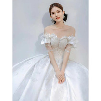 One-shouldered satin light main wedding dress 2021 new temperament thick arm bride French simple court summer tail