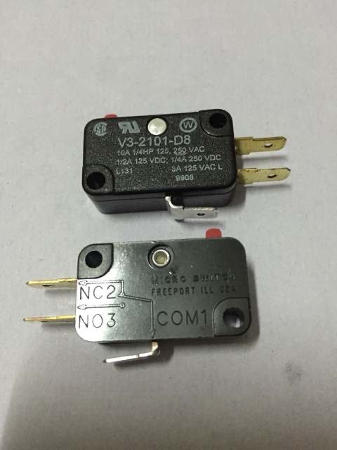 American V3-2101-D8 Travel Limit Micro Switch 3-Pin Switch 10A1/4Hp125 250Vac Brand New