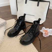 Low Bunch 6 Holes Short Boots Women 2021 Spring Autumn Single Boots New Flat-bottomed Lace 100 lap Inn Wind Martin boots Chains