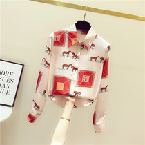 South Koreas Spring and Autumn New Career Snowing Snowy Shirts Women Design Sensation Niche Fashion Foreign Air Print Beating Undershirt