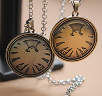 Creative Avengers Keychain S H I E L D Logo Necklace Iron Man Hydra Captain America Key Chain