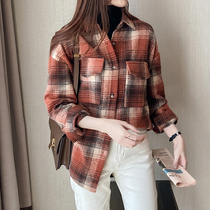 Plaid shirt female mill wool jacket design feeling small crowdsourced 2022 autumn winter new loose lining with long sleeves 100 lap blouses