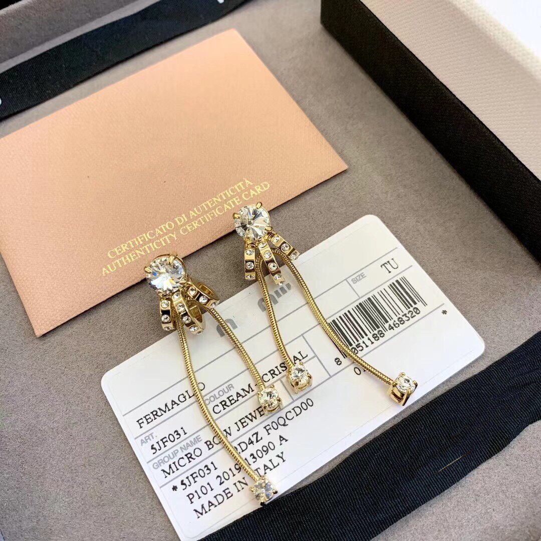Miu's new single diamond hoop three-dimensional earrings fashion full diamond tassel earrings temperament ear needles sweet and versatile earrings