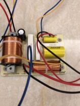 Old-fashioned English XT8F divider