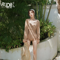 DK swimsuit womens 2022 new conservative conjoined display slim cover long sleeves South Korea Ins bubble spa pure wind swimsuit