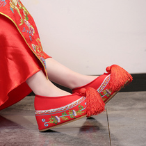 Xiuhe clothing wedding shoes inner shoes Chinese bride shoes red embroidered shoes women shoes cloth shoes flower color shoes