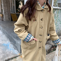 Windbreaker female spring and autumn long Korean version of loose student 2020 new Plaid Joker vintage small man coat