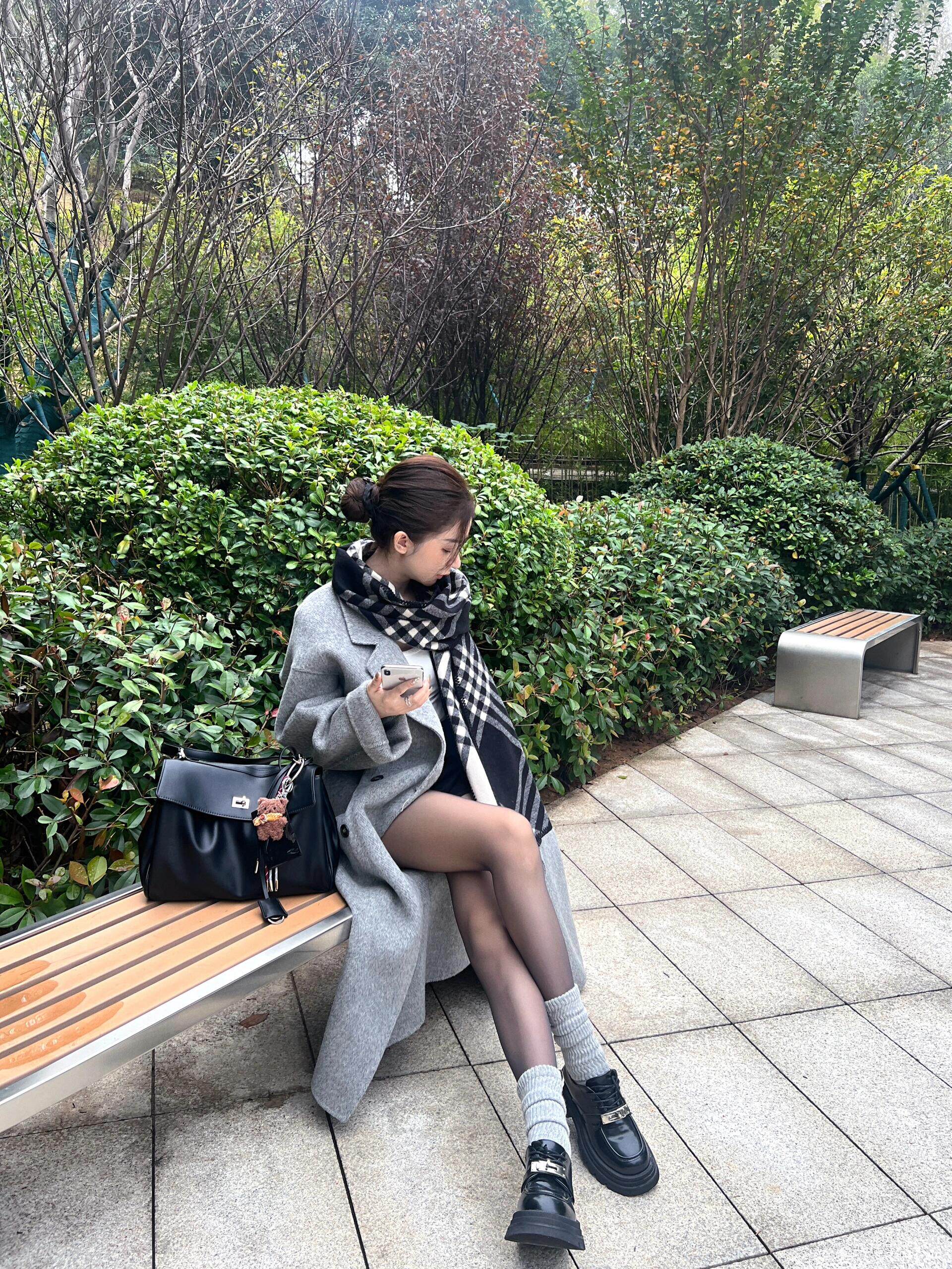 小野和子冬季黑丝光腿神器 加绒双层设计保暖不臃肿 替换装方便实用