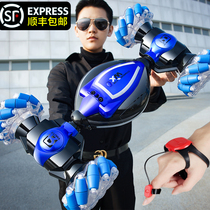 Net celebrity watch gesture sensing deformation remote control car four-wheel drive light twist car Childrens boy drift toy car
