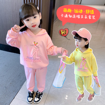 2022 new girl childrens spring and autumn suit new foreign air fashion childrens baby Han version pure cotton even cap two sets
