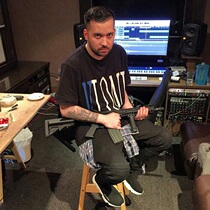 VLONE STAPLE Shanghai limited Blue Big v Tide brand high street trend loose hip hop men and women short sleeve t-shirt