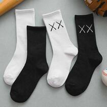 Socks womens Han edition of middle - tube male spring - summer thin stockings anti - odor basketball socks in long tube tide stockings