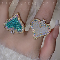 Ancient with beautiful objects: retro Baroque light extravaganza with peach heart small crowdDesign Ins personality index finger ring maiden