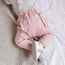 Girls wear butts outside pants cotton foreign style big pp Korean cartoon baby trousers spring and autumn baby children Haren pants