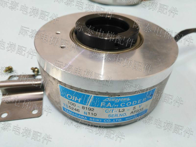 Japan imported Tamagawa encoder TS5246N110 OIH100-8192 L3-5V physical photo