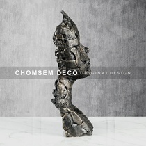 Nordic modern cast iron bust figure sculpture Creative hotel clubhouse large crafts Light luxury desktop ornaments