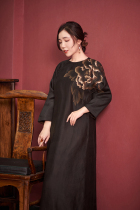 Ho Jin Yijia Early Spring New High Extravagant Black Gold Series Fragrant Cloud Yarn Hand Embroidered Hand-painted Robe Dress Design Sense