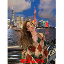 Design sense niche sweater coat cardigan women 2022 autumn and winter new long-sleeved plaid loose knitted top