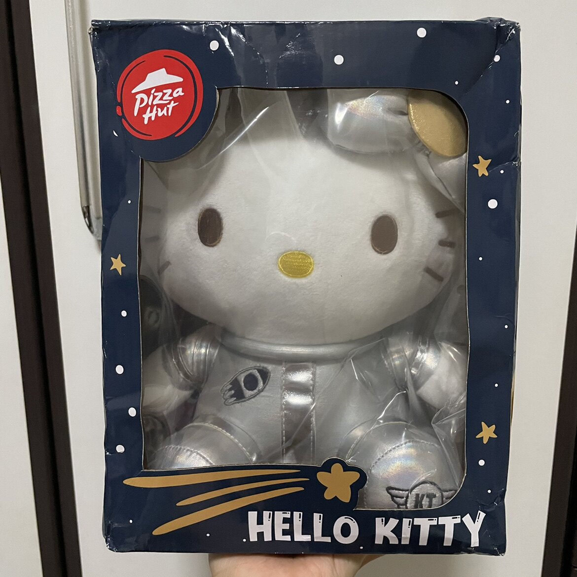 Spot 2021 Pizza Hut hello kittyHello spaceman plush doll