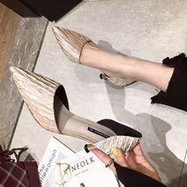 Hong Kong 2020 spring and summer new French girl high heels female fine heel pointed hollow sandals shallow single shoes