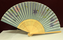 Fresh Japanese folding fan light blue bottom flower folding fan dance fan gift fan craft fan
