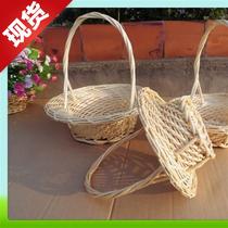 Rattan flower basket dance props Portable tk basket Dance basket Wedding flower basket Willow wedding flower basket