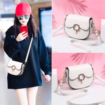 Hong Kong high-end texture small bag women 2020 new fashion all-match 2021 explosion-style saddle messenger bag Western style
