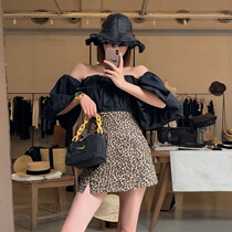 2021 spring straight shoulder suit design feeling flower bud sleeve blouse high waist display slim half body dress Two women wave