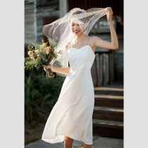 Travel shot French light wedding dress retro suspender simple daily short section small man bride out of yarn super fairy satin summer